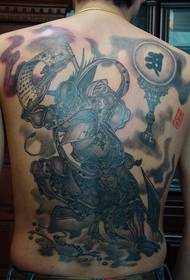 Kuk punggung penuh robek gambar tato buku langit