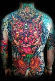 Testa di diavolo colorata sul retro e modello di tatuaggio di crisantemo