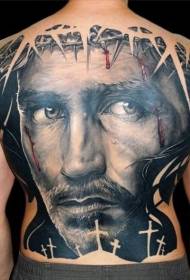 Retrato masculino fresco con costura de tatuaxe