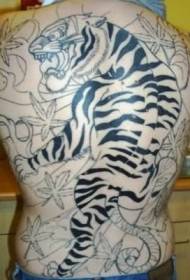 黒と白のアジアの虎のタトゥーパターン