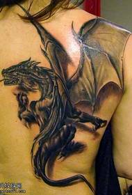 Teljes hátú sárkány tetoválás minta