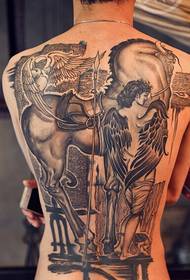 Чоловічий повний спина ангел війни татуювання коня