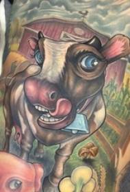 Seuns met geverfde waterverfskets kreatiewe groot area met tatoeëermerke van koei diere