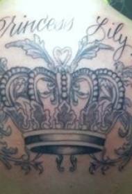 Takaosa kruunu kirje kukka viiniköynnös tatuointi malli