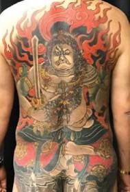 6 tattoo-afbeeldingen in traditionele stijl met volledige rug