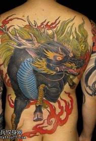 ຮູບແບບ tattoo ເຕັມຫລັງ unicorn