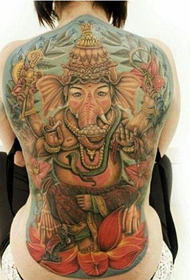 Colore schiena femminile come il tatuaggio di Dio