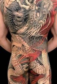 9 šarenih tetovaža tradicionalnog stila s uzorcima punih leđa