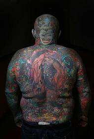 Pola tato totem kanthi warna lengkap kanthi mripat sing cerah