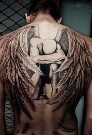 Tatuaggio personalizzato per ragazzi pieno di ali d'angelo
