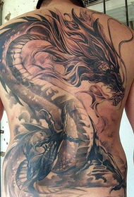 Fotos de tatuaje de tatuaje de dragón de espalda completa