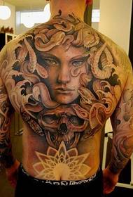 Muška atmosfera s potpunim leđima Medusa tetovaža uzorak