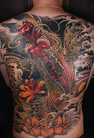 Muž zpět dominantní cool plné zpět chobotnice tetování