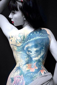 Modello di tatuaggio unico femminile con schiena piena