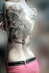 Beauty back hallitseva persoonallisuus musta tatuointi