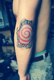 tatuaggio braccio rosso idromassaggio