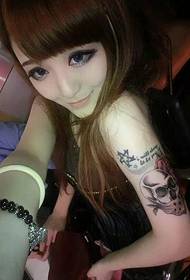 keindahan seksi di lengan mawar naik kata Inggris tato 18991-lengan pola kecantikan Jepang geisha tato
