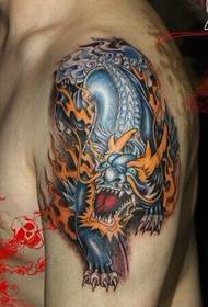 Patrón de tatuaje de brazo de unicornio