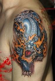 Modello di tatuaggio braccio unicorno