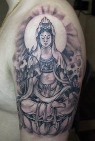 tatu tangan Guanyin totem lelaki