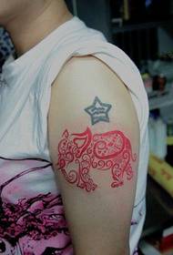Arm trendy vackra totem elefant tatuering mönster