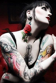 tatuaje de arte de belleza salvaje sexy