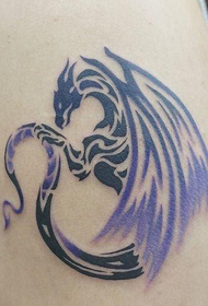 lengan berwarna indah gambar tato totem naga