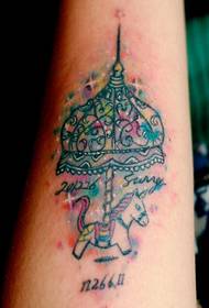 Arm Arm nga Klasikong Carousel Tattoo