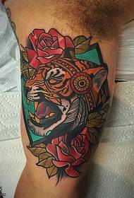 patrún tattoo taibhse Floral clasaiceach