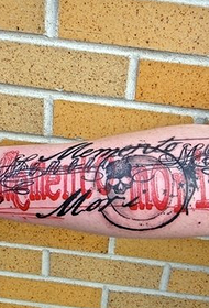 Persönlichkeit kreatives Englisch auf dem Arm Text Tattoo