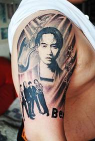 Veľký za tetovaním Wong Ka Kui