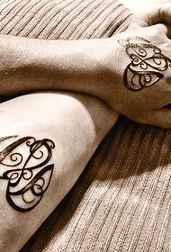 tato pasangan lengan totem