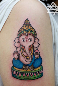 рука милий тренд слон татуювання слон візерунок