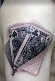 Tetovaža poker ličnosti za muškarce s oružjem