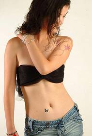 tatuaxe abdomen beleza e flor brazo tatuaje