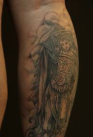 armare un tatuaggio di ritratto antico molto retrò