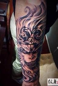 combatte il tatuaggio del braccio prepotente alla moda del sacro Buddha Sun Goku