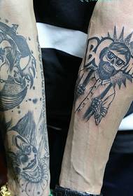 tatuagem de totem de braço favorito de amigos de base