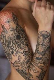 muoti naisten suosikki käsi totem tatuointi