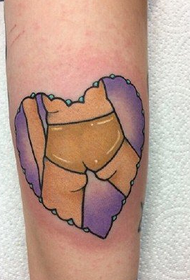 Смішні татуювання у формі серця в європейському та американському стилі