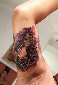 brazo vida reloj de arena rosa tatuaje patrón