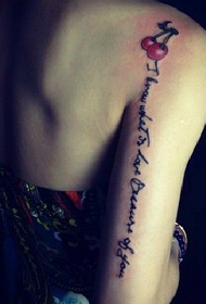 Tatoo la ubunifu wa Kiingereza Cherry