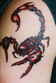 modni čeden škorpijon tatoo