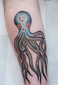рука альтернативная татуировка осьминога очень ворует
