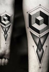 クールな黒灰色の幾何学的な腕のタトゥー