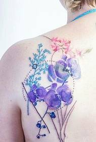 Романтична тетоважа со акварел со ветер