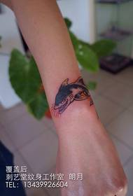 tattoo ແຂນສ່ວນບຸກຄົນຂອງປາສະຫຼາມ