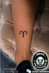 Modelek Tattoo Tattoo ya Simple Ding