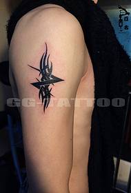 Aarm einfach Totem Tattoo