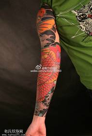 Modello di tatuaggio tradizionale koi tradizionale
